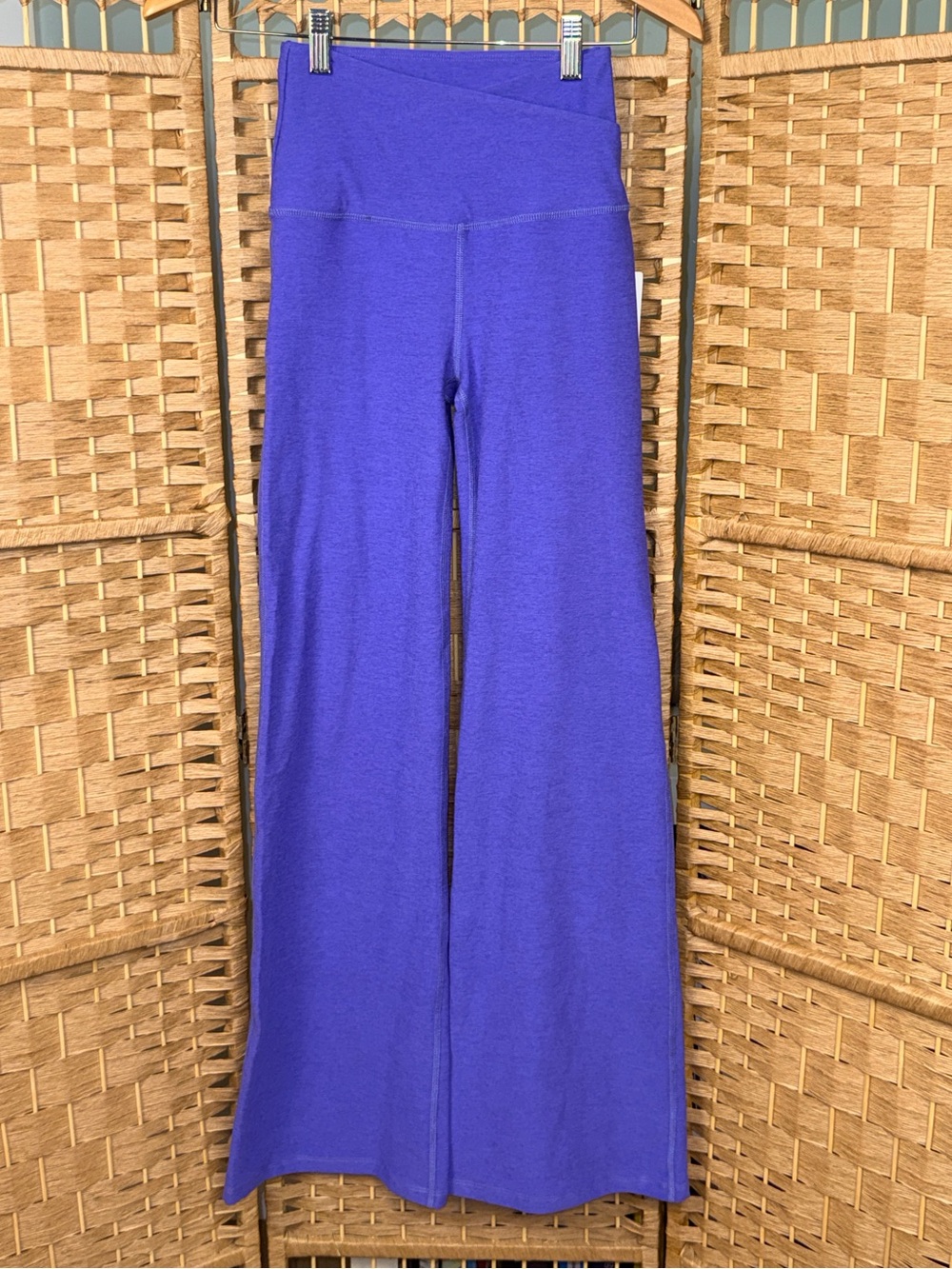 NWT Beyond Yoga Spacedye At Your Leisure Bootcut Pants Ultra Violet S